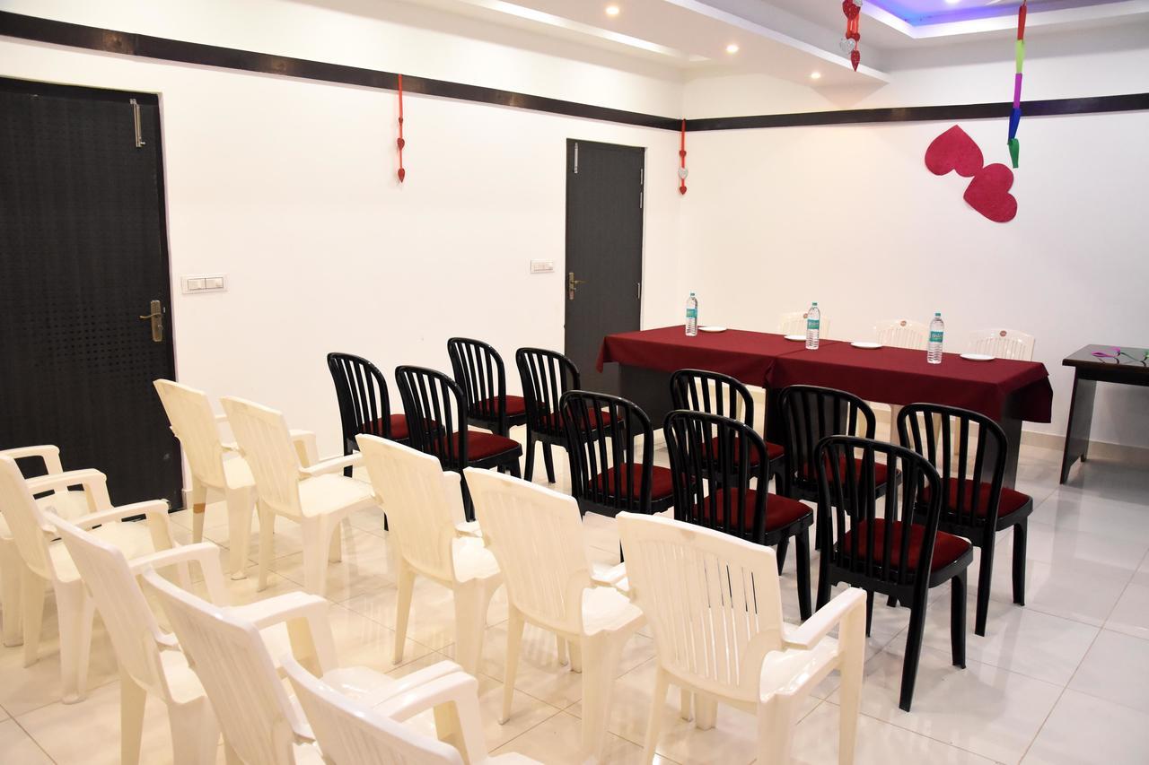 Hotel Rajshree Tanakpur Eksteriør billede